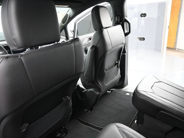 New 2025 Chrysler Voyager LX FWD image 15