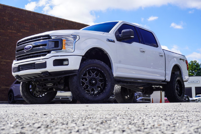 Used 2018 Ford F150 XLT w/ Equipment Group 302A Luxury AWD/4WD image 1