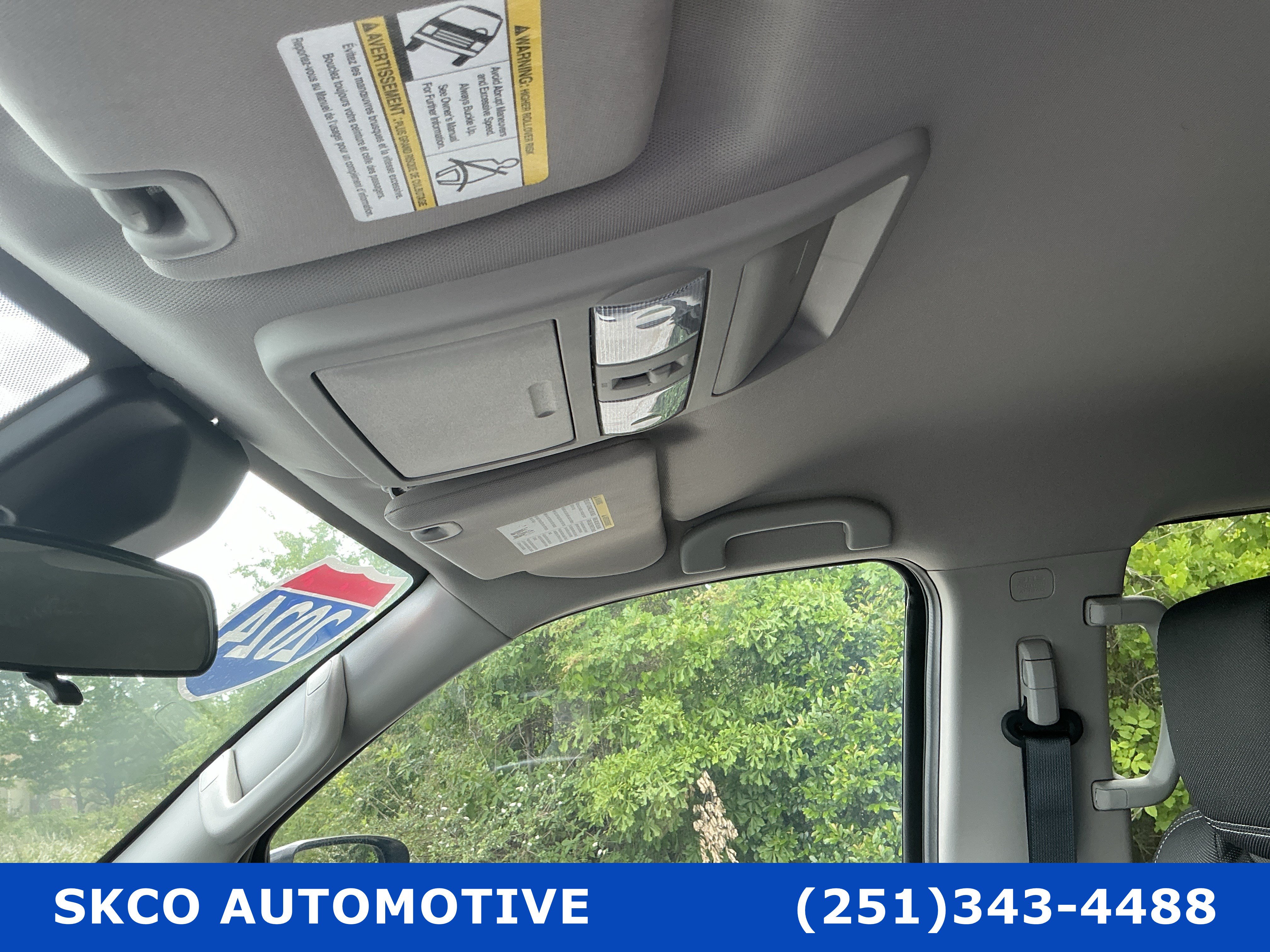 Used 2024 Nissan Frontier SV w/ SV Convenience Package RWD image 26