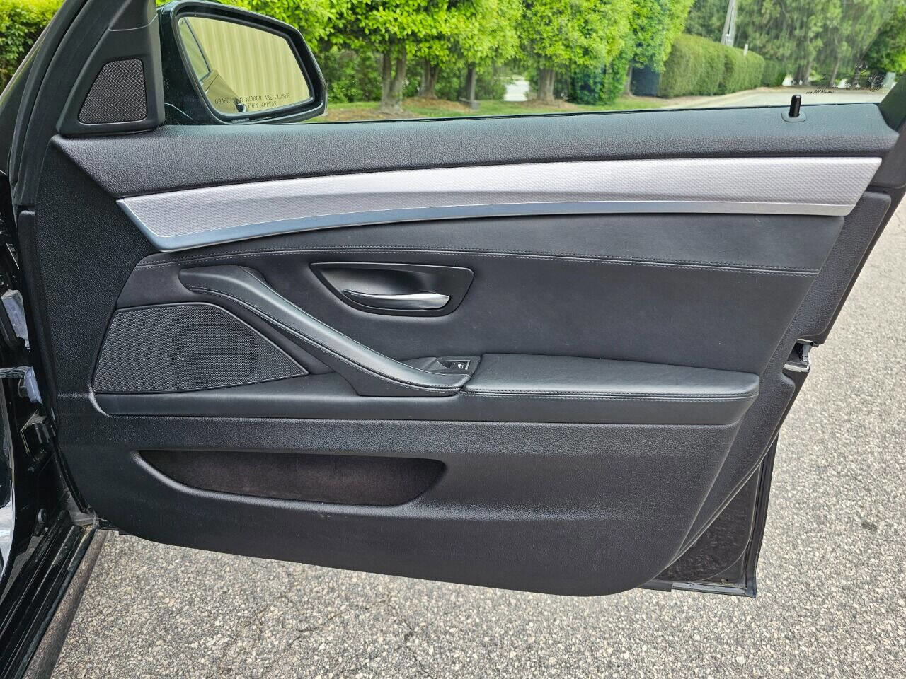 Used 2015 BMW 535i xDrive Sedan image 32