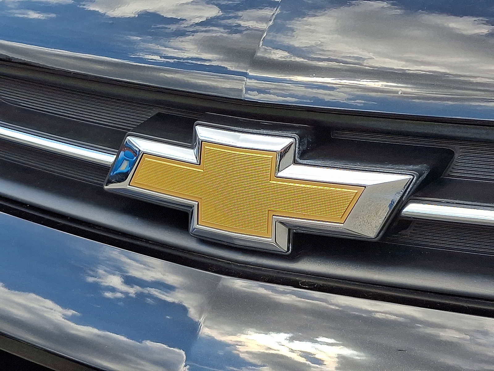 Used 2022 Chevrolet Trax LT w/ LT Convenience Package AWD/4WD image 29