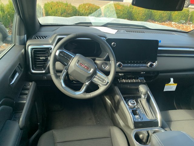 New 2026 GMC Canyon Elevation w/ Convenience Package image 12