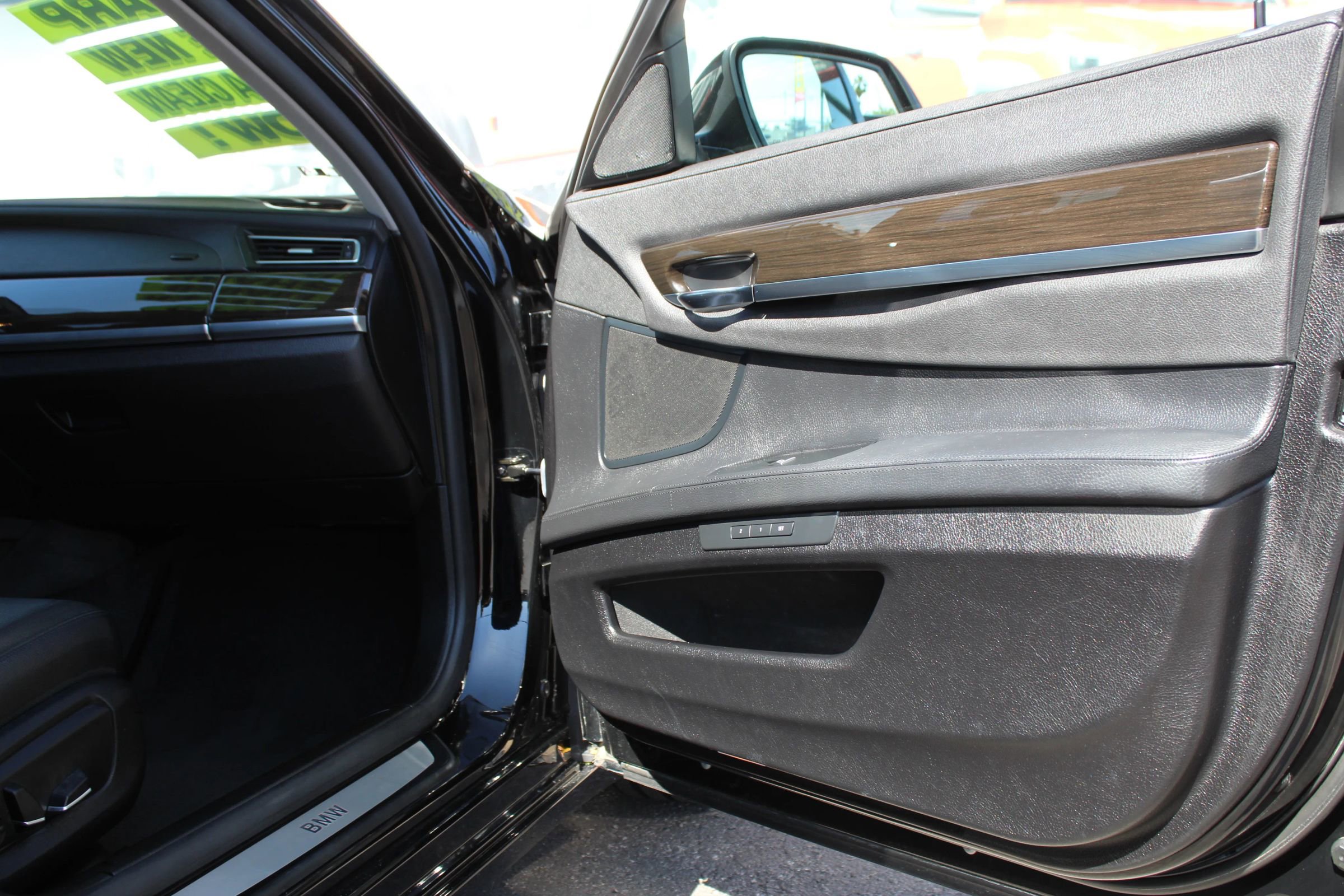 Used 2015 BMW 740Li RWD image 9