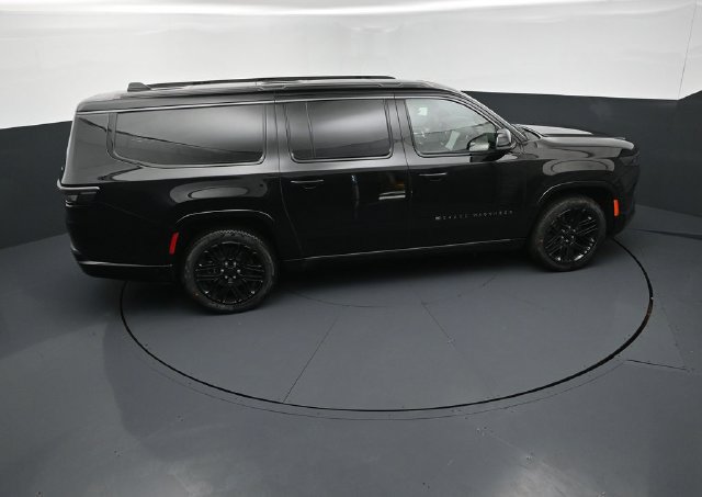 New 2026 Jeep Grand Wagoneer L Limited AWD/4WD image 18