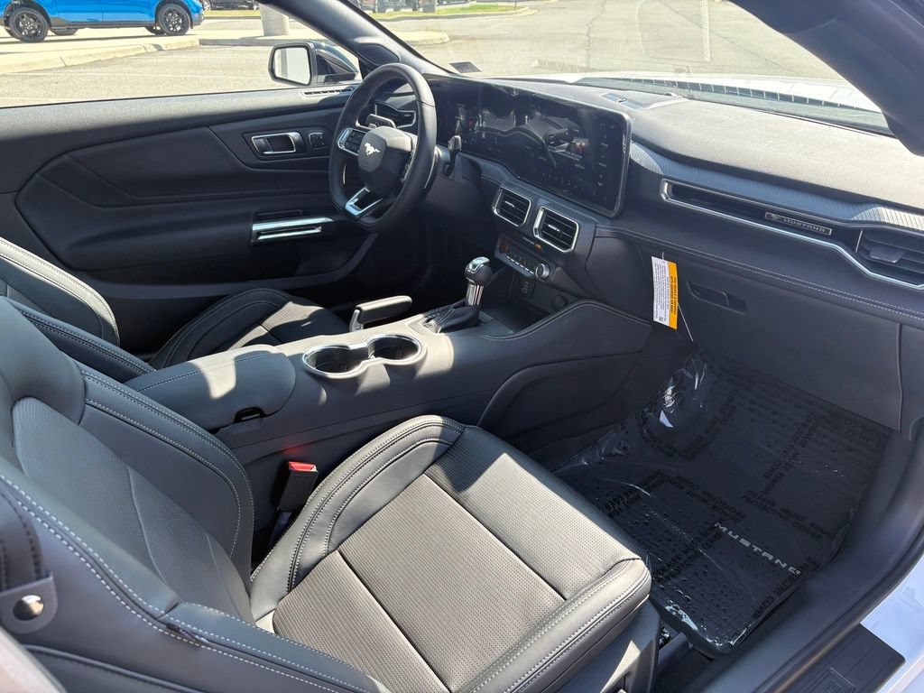 New 2026 Ford Mustang GT Premium w/ GT Performance Package RWD image 18