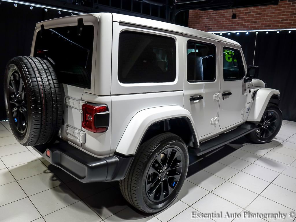 Used 2023 Jeep Wrangler Unlimited Sahara w/ Cold Weather Group image 11