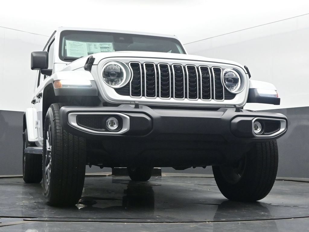 Used 2024 Jeep Wrangler Unlimited Sahara w/ Technology Group AWD/4WD image 61