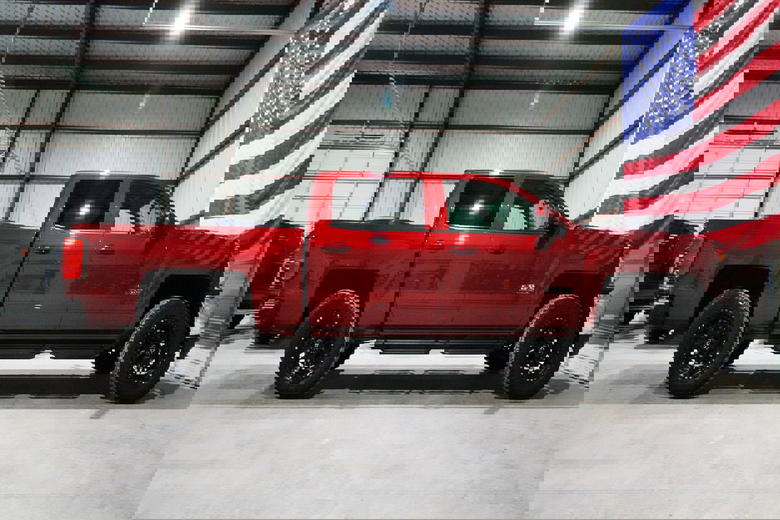 Used 2018 Chevrolet Silverado 1500 LT w/ Texas Edition image 14