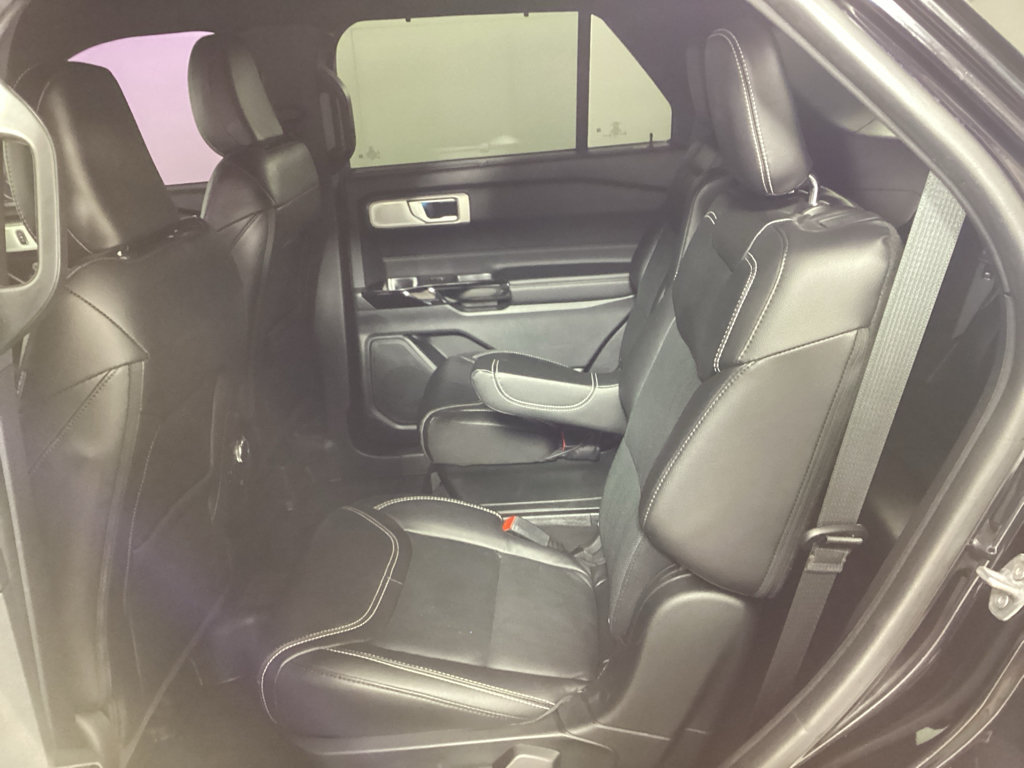 Used 2022 Ford Explorer ST w/ Equipment Group 401A AWD/4WD image 17