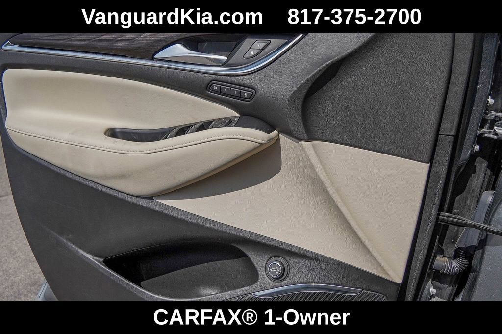 Used 2023 Buick Enclave Avenir image 30