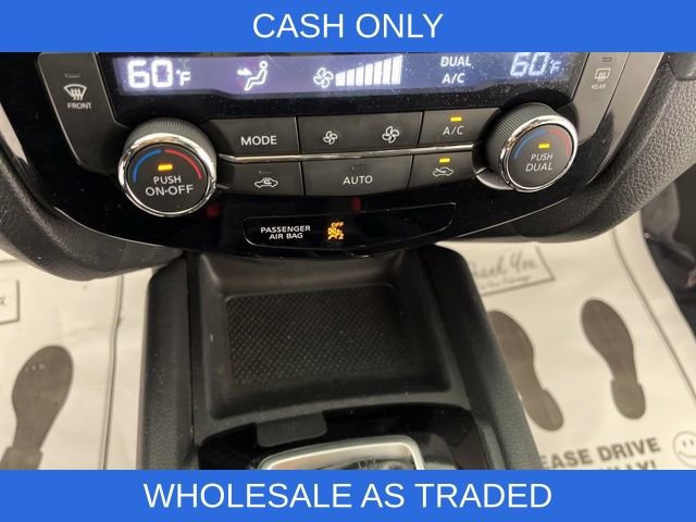 Used 2019 Nissan Rogue SV image 23