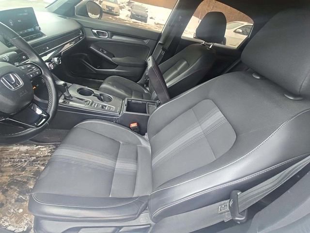 Used 2023 Honda Civic Sport image 2
