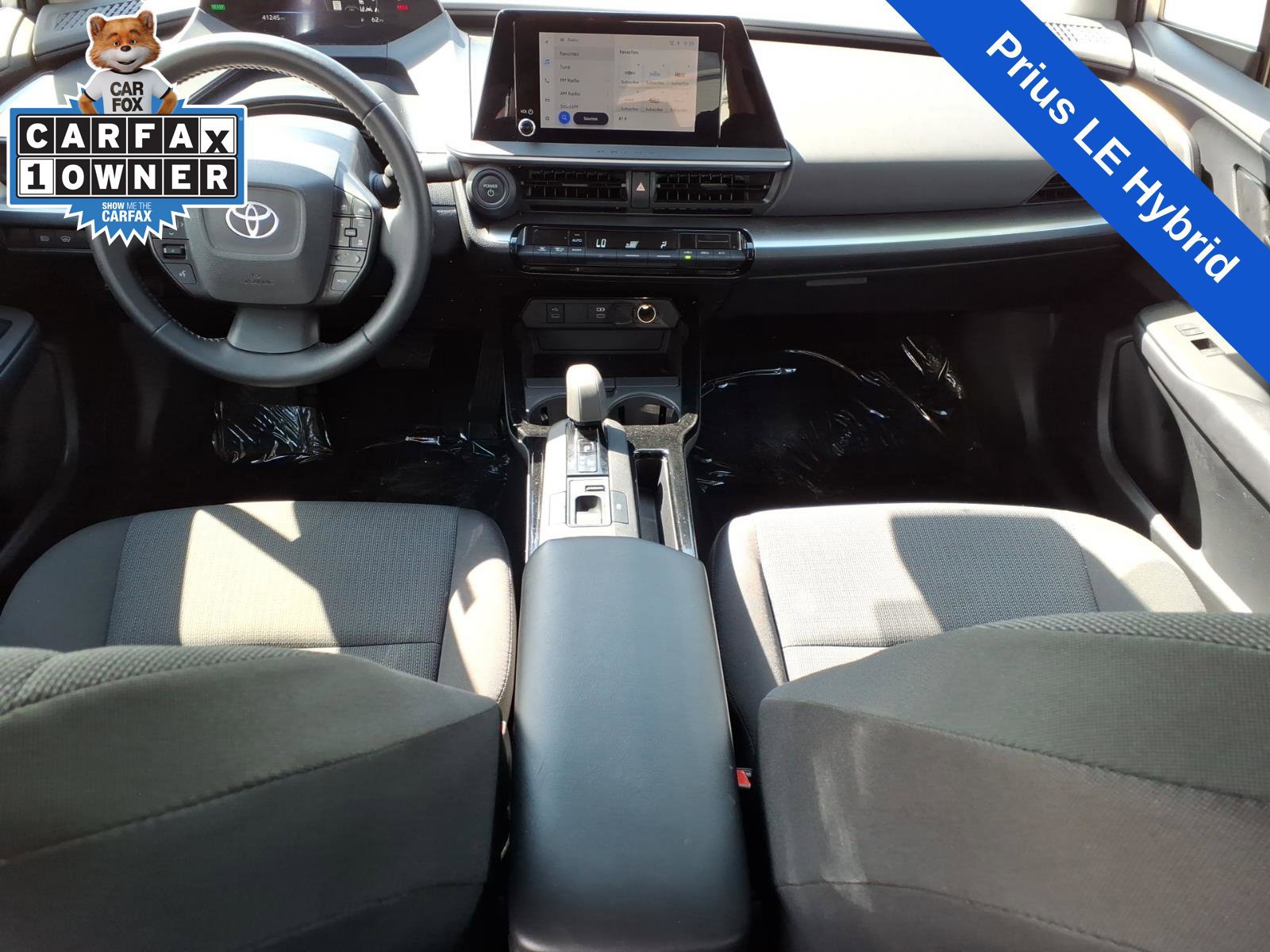 Used 2024 Toyota Prius LE FWD image 11