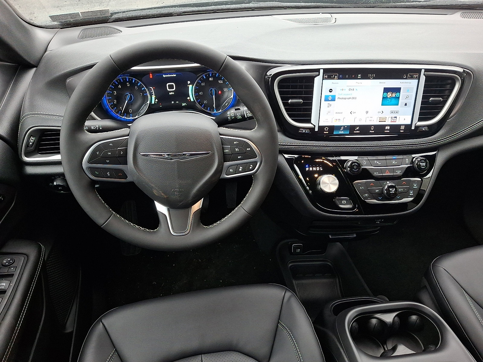 New 2026 Chrysler Pacifica Select image 7