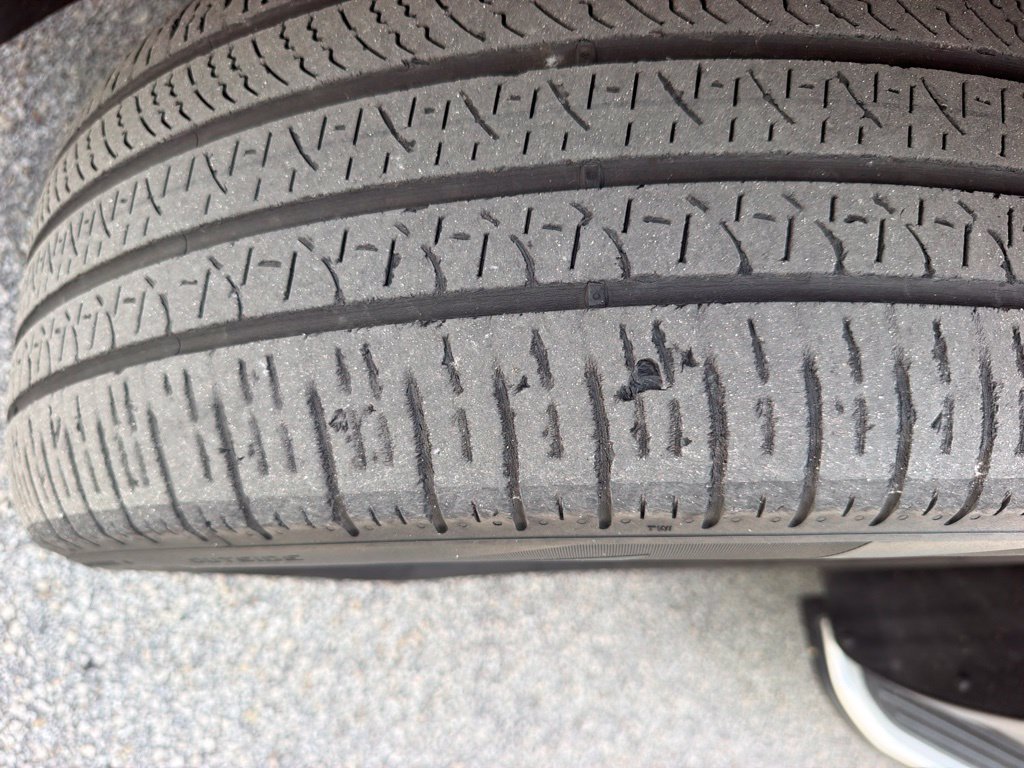 Used 2023 Kia Telluride S AWD/4WD image 11