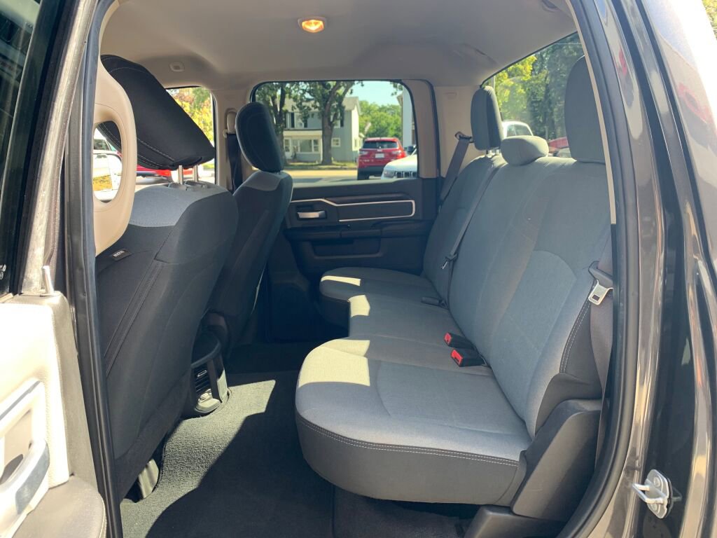 Used 2019 RAM 2500 Big Horn image 25