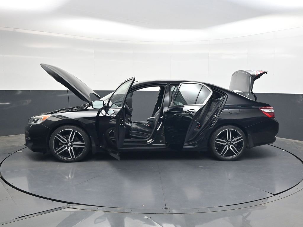 Used 2017 Honda Accord Sport Special Edition image 33