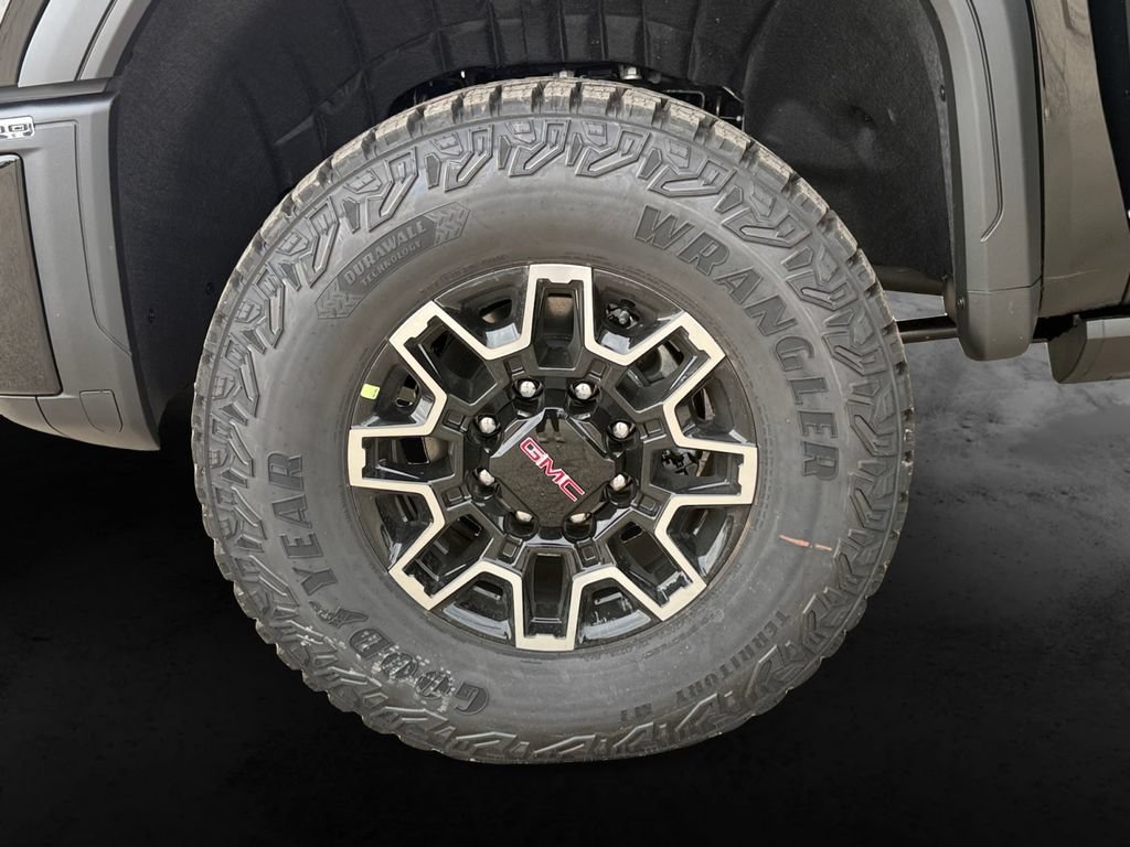 New 2026 GMC Sierra 2500 AT4X w/ LPO, Black Badging Package AWD/4WD image 11