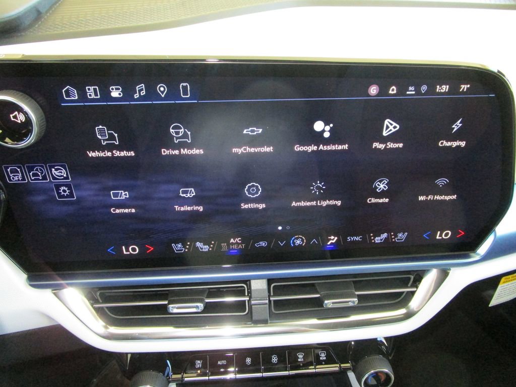 New 2026 Chevrolet Equinox EV LT w/ Convenience Package II image 30