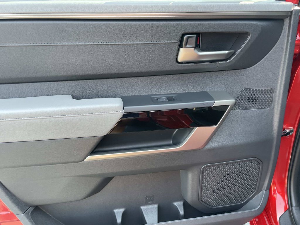 New 2026 Toyota Tundra Limited AWD/4WD image 14