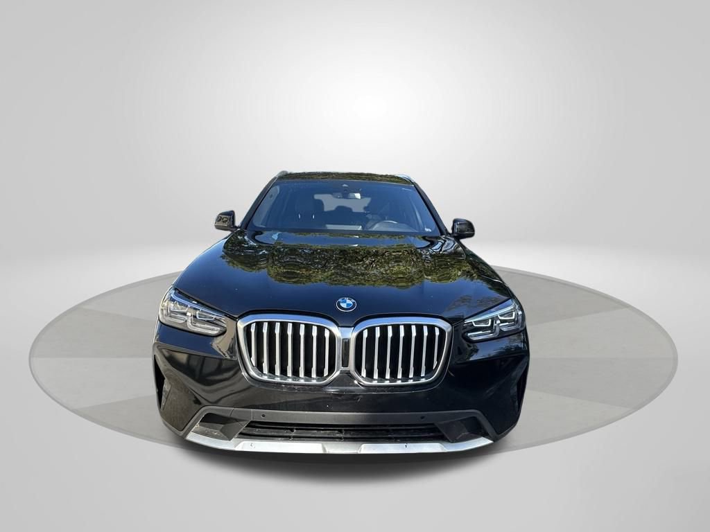 Used 2024 BMW X3 sDrive30i image 2