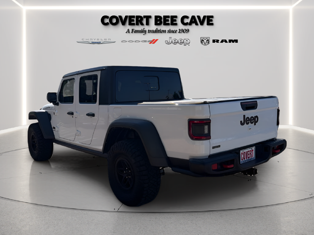 Used 2023 Jeep Gladiator Rubicon w/ Cold Weather Group AWD/4WD image 7