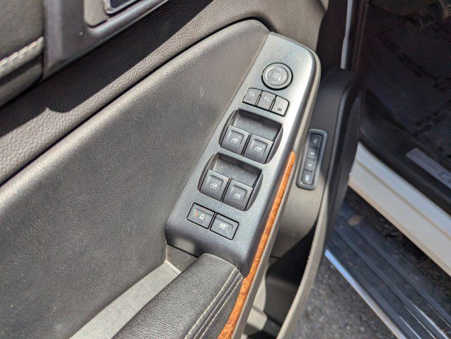 Used 2015 Chevrolet Tahoe LTZ AWD/4WD image 10
