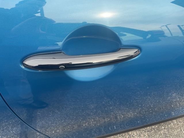 Used 2024 MINI Cooper SE image 32