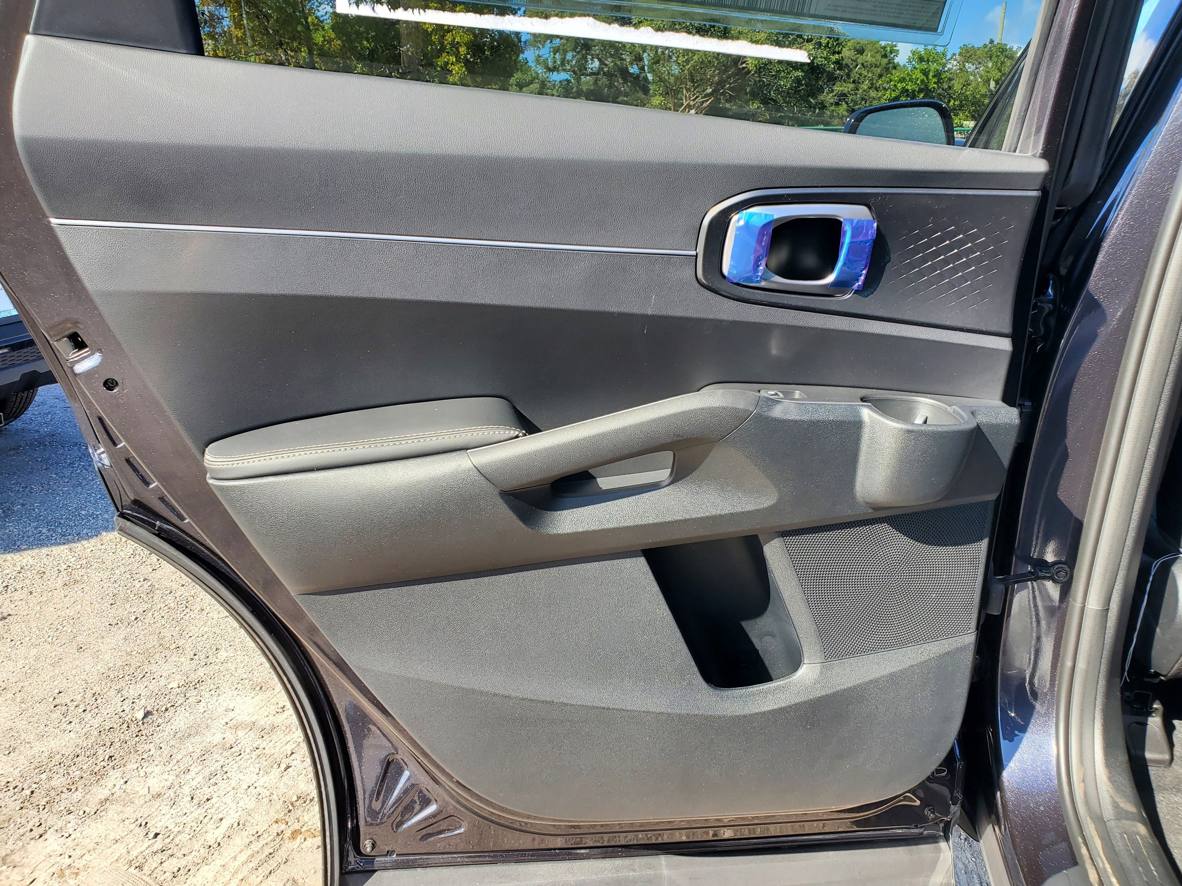 New 2025 Kia Sorento SX image 10