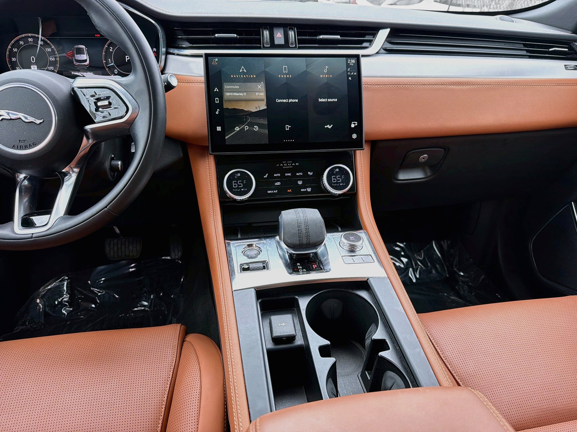Used 2024 Jaguar F-PACE R-Dynamic S AWD/4WD image 19