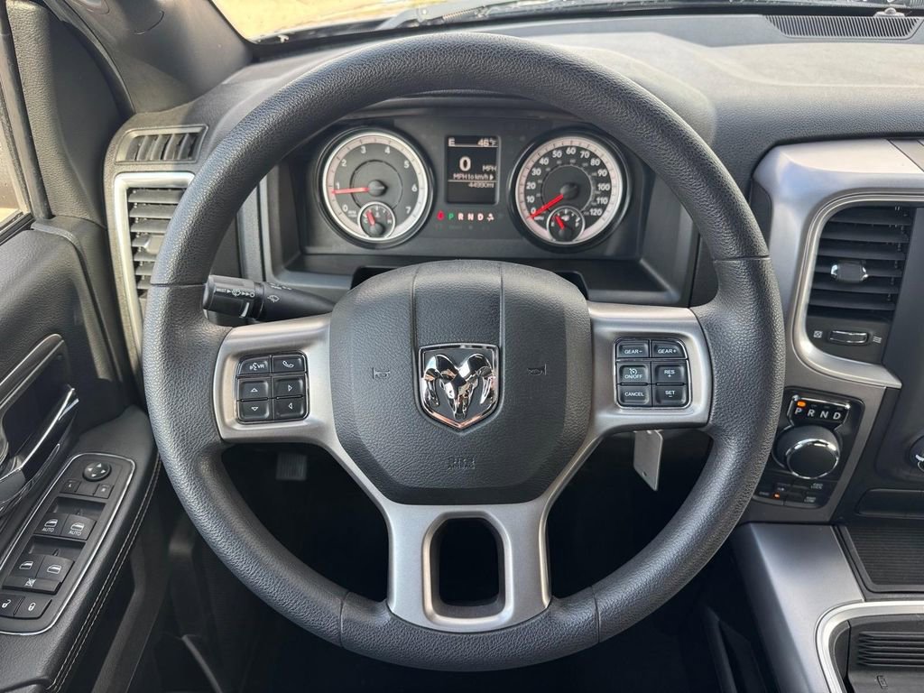 Used 2023 RAM 1500 Classic Warlock image 10