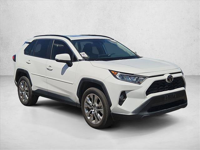 Used 2020 Toyota RAV4 XLE Premium FWD video 3