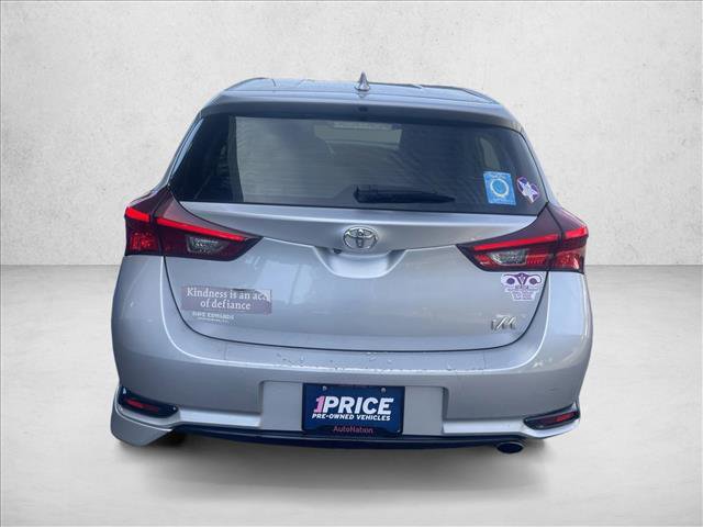 Used 2017 Toyota Corolla iM image 5