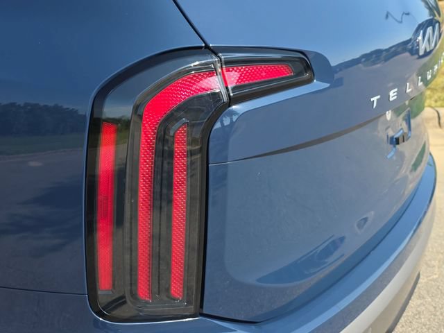 Used 2025 Kia Telluride SX Prestige AWD/4WD image 37