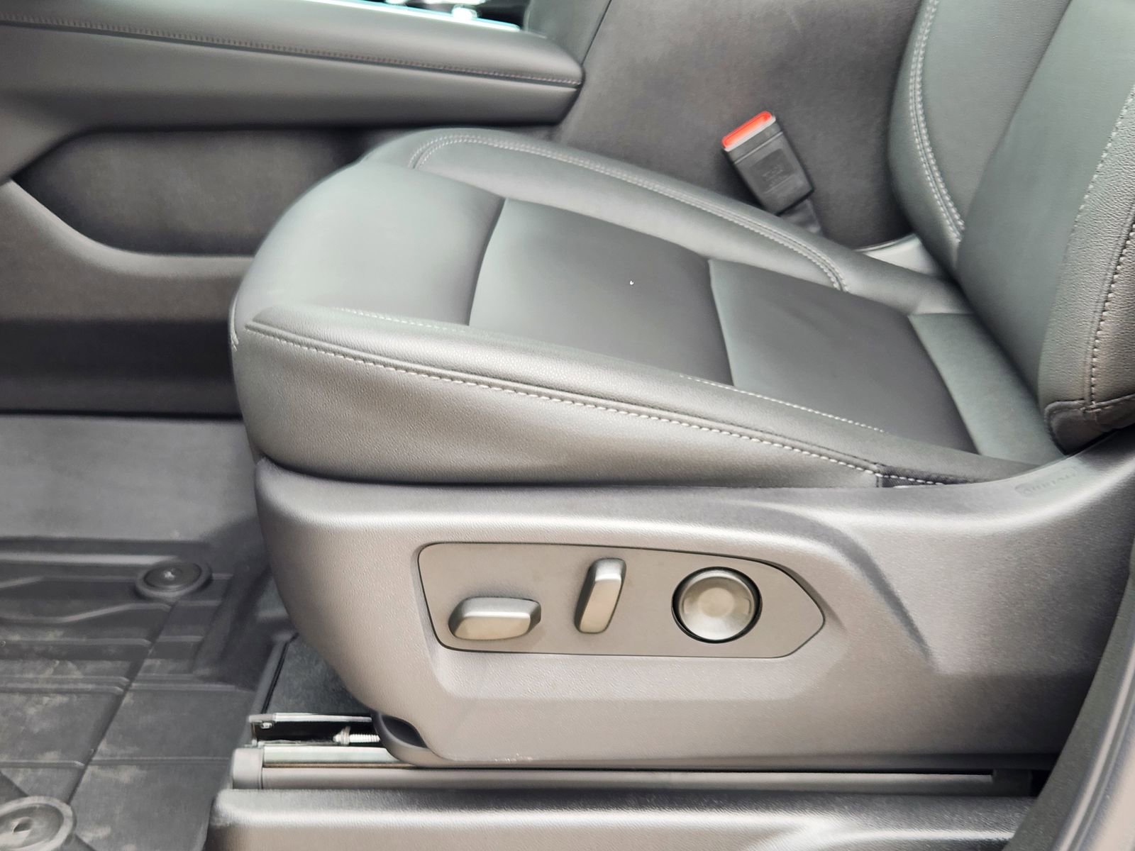 New 2026 Chevrolet Tahoe LT w/ Comfort Package RWD image 21