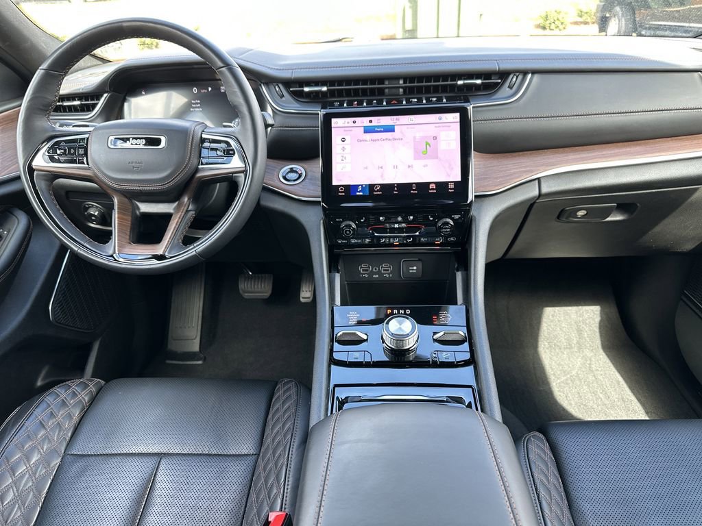 Certified 2025 Jeep Grand Cherokee Summit AWD/4WD image 10