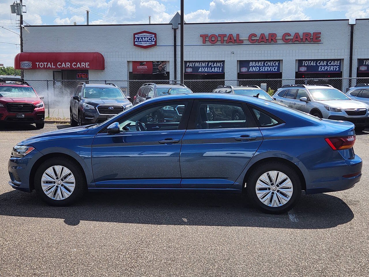 Used 2019 Volkswagen Jetta S w/ Driver Assistance Package FWD image 2