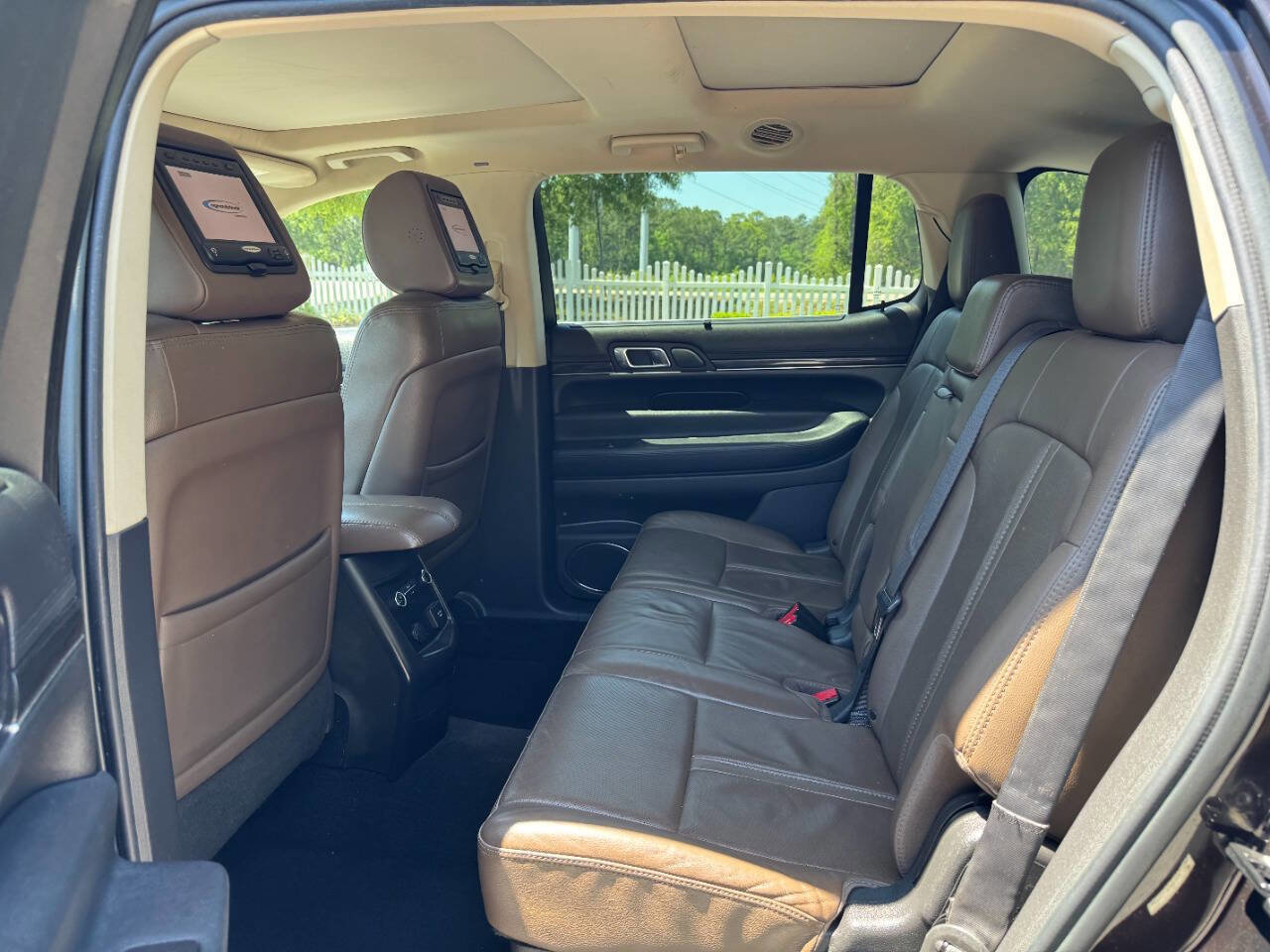 Used 2014 Lincoln MKT AWD w/ Equipment Group 201A image 13