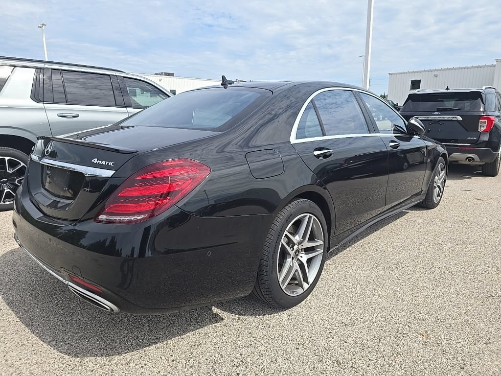 Used 2020 Mercedes-Benz S 560 4MATIC Sedan image 3