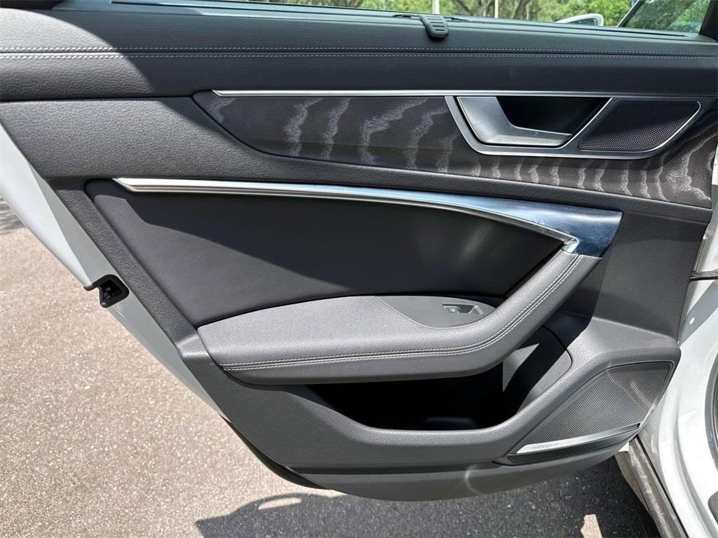 Used 2024 Audi A6 Premium Plus w/ Executive Package image 11