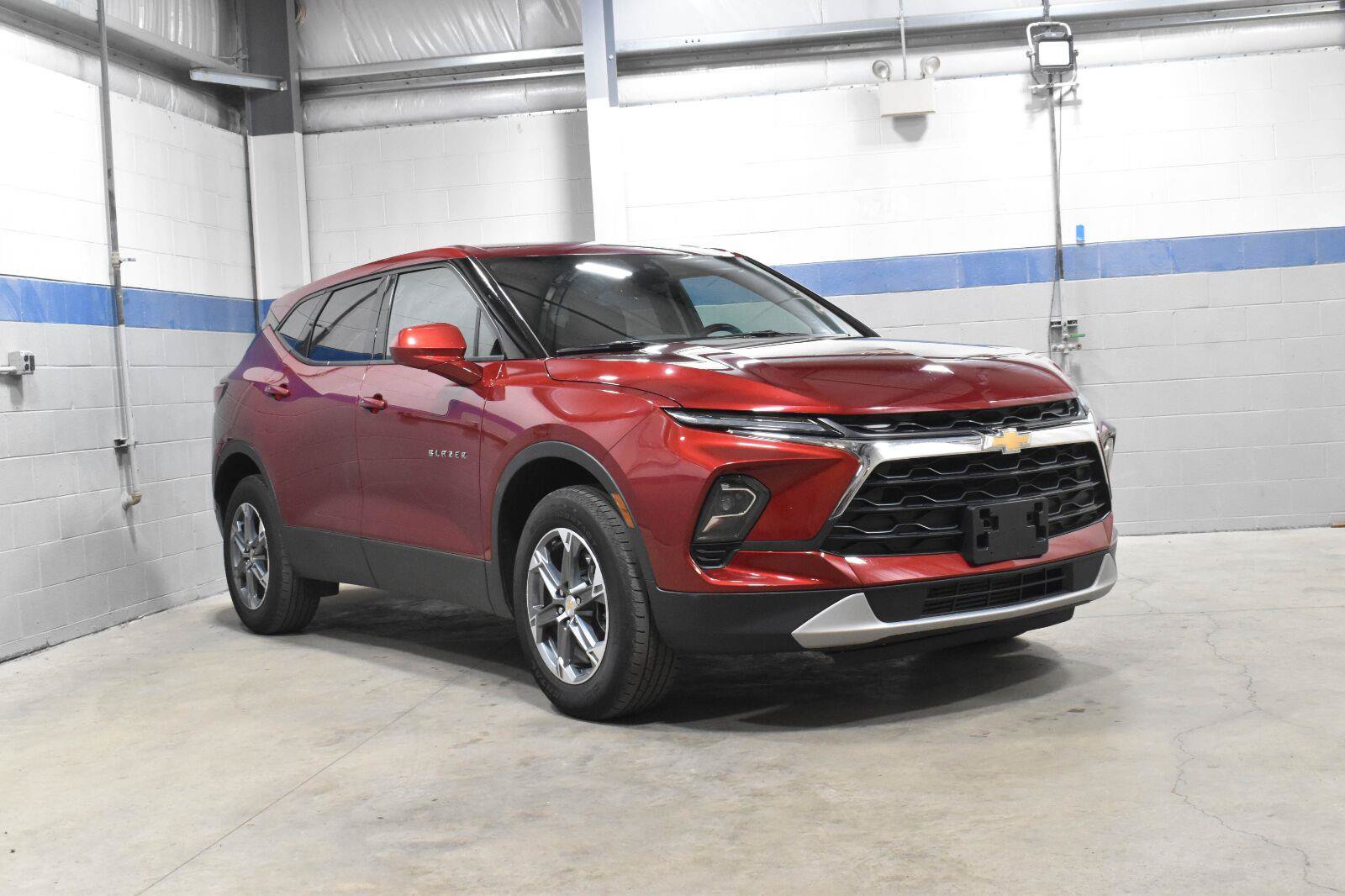 Used 2025 Chevrolet Blazer LT AWD/4WD image 30