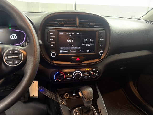 Certified 2024 Kia Soul LX w/ LX Technology Package FWD image 19