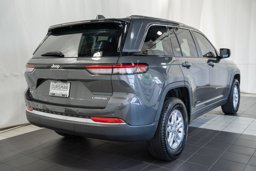 Certified 2023 Jeep Grand Cherokee Laredo AWD/4WD image 4
