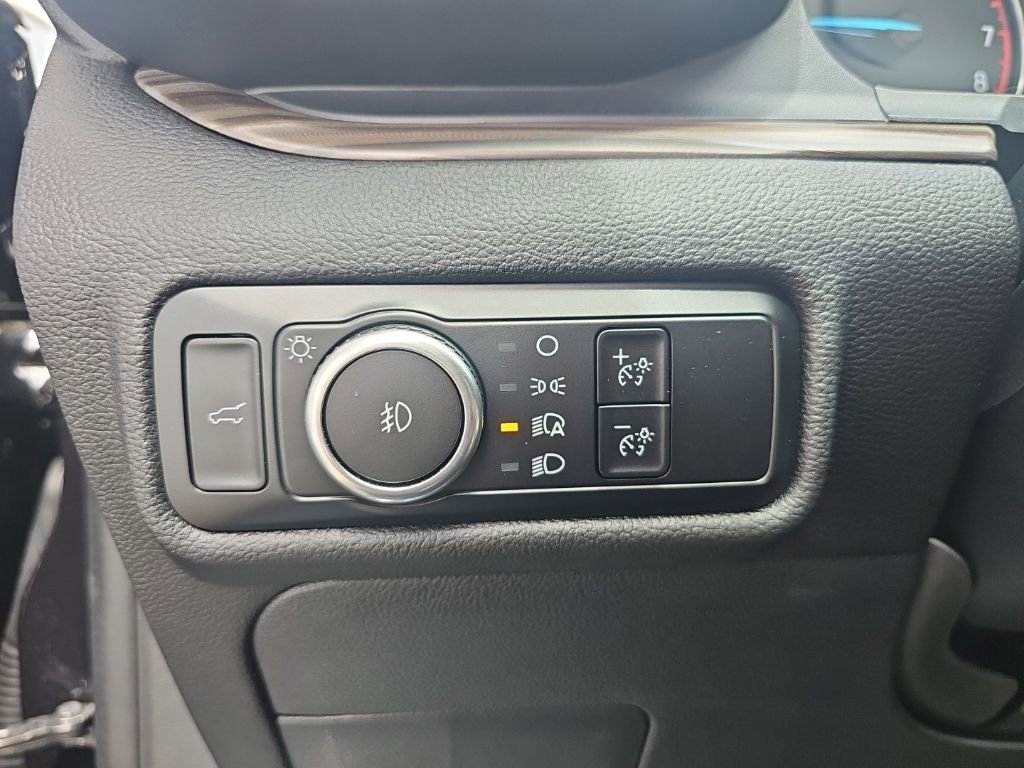 Used 2024 Ford Explorer Limited w/ Limited Technology Package RWD image 23