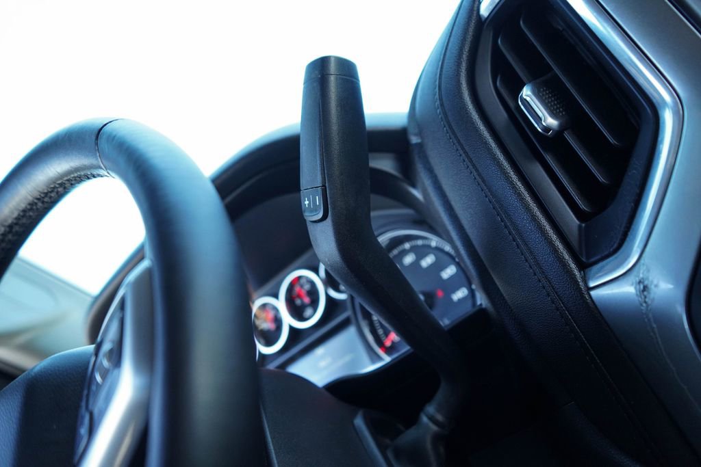 Used 2021 Chevrolet Silverado 1500 LT Trail Boss w/ Convenience Package II AWD/4WD image 32