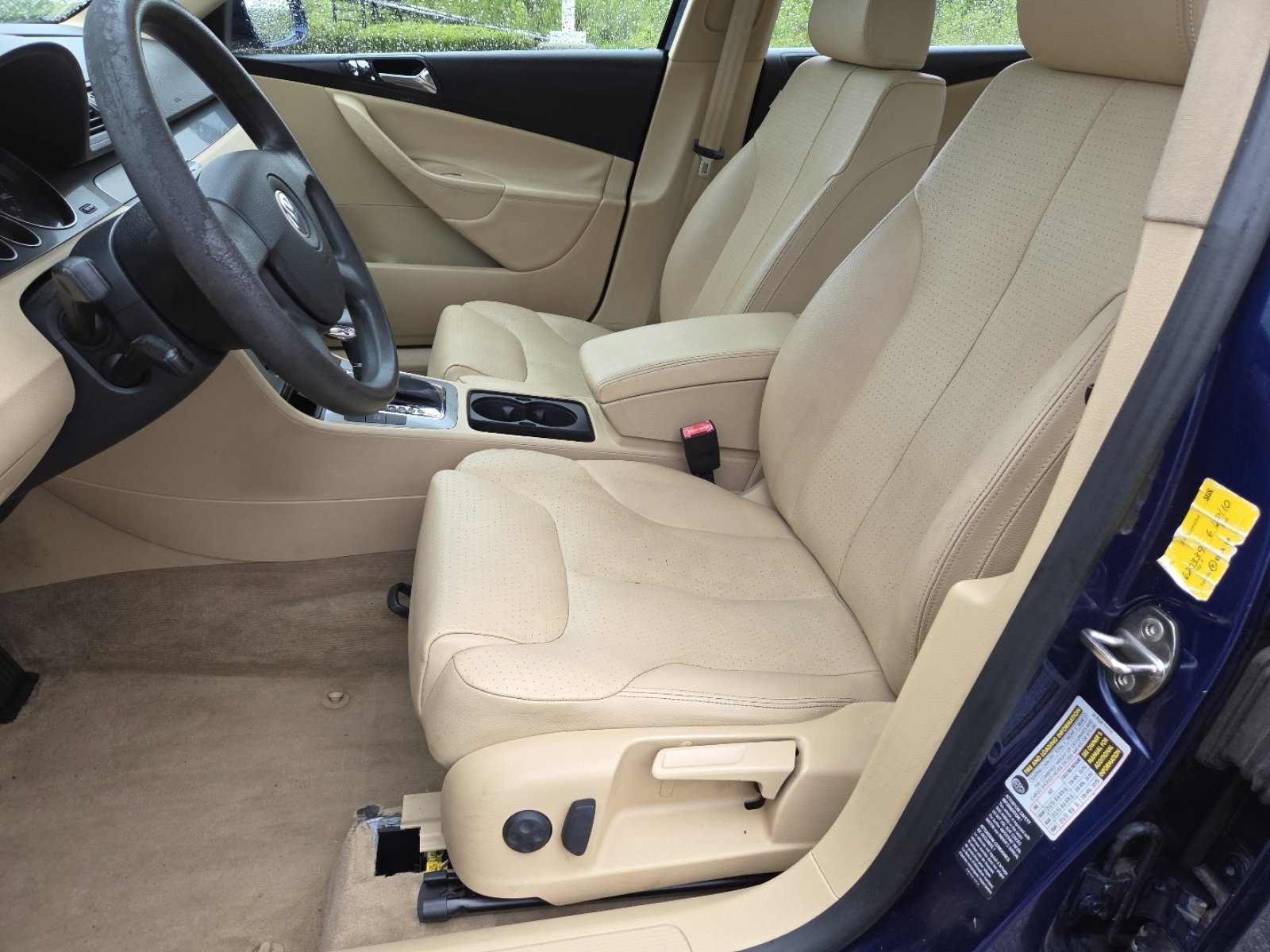 Used 2006 Volkswagen Passat 2.0T FWD image 21