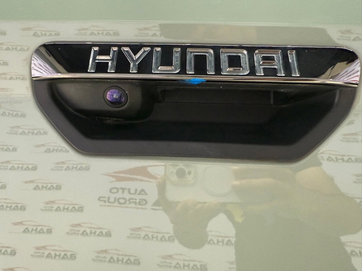 Used 2022 Hyundai Santa Cruz Limited AWD/4WD image 9