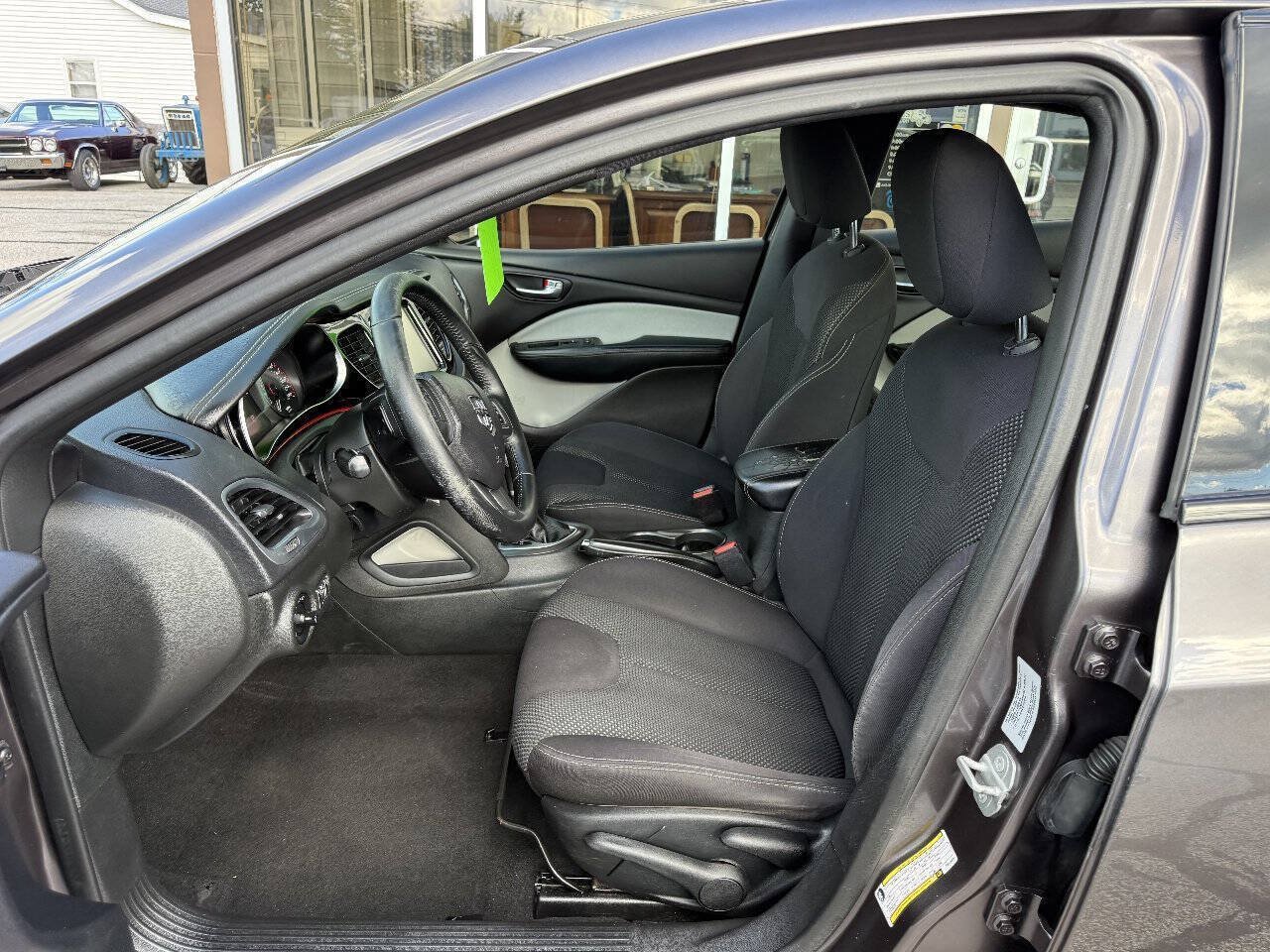 Used 2015 Dodge Dart SXT FWD image 10
