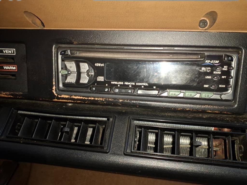 Used 1995 Jeep Wrangler SE image 16