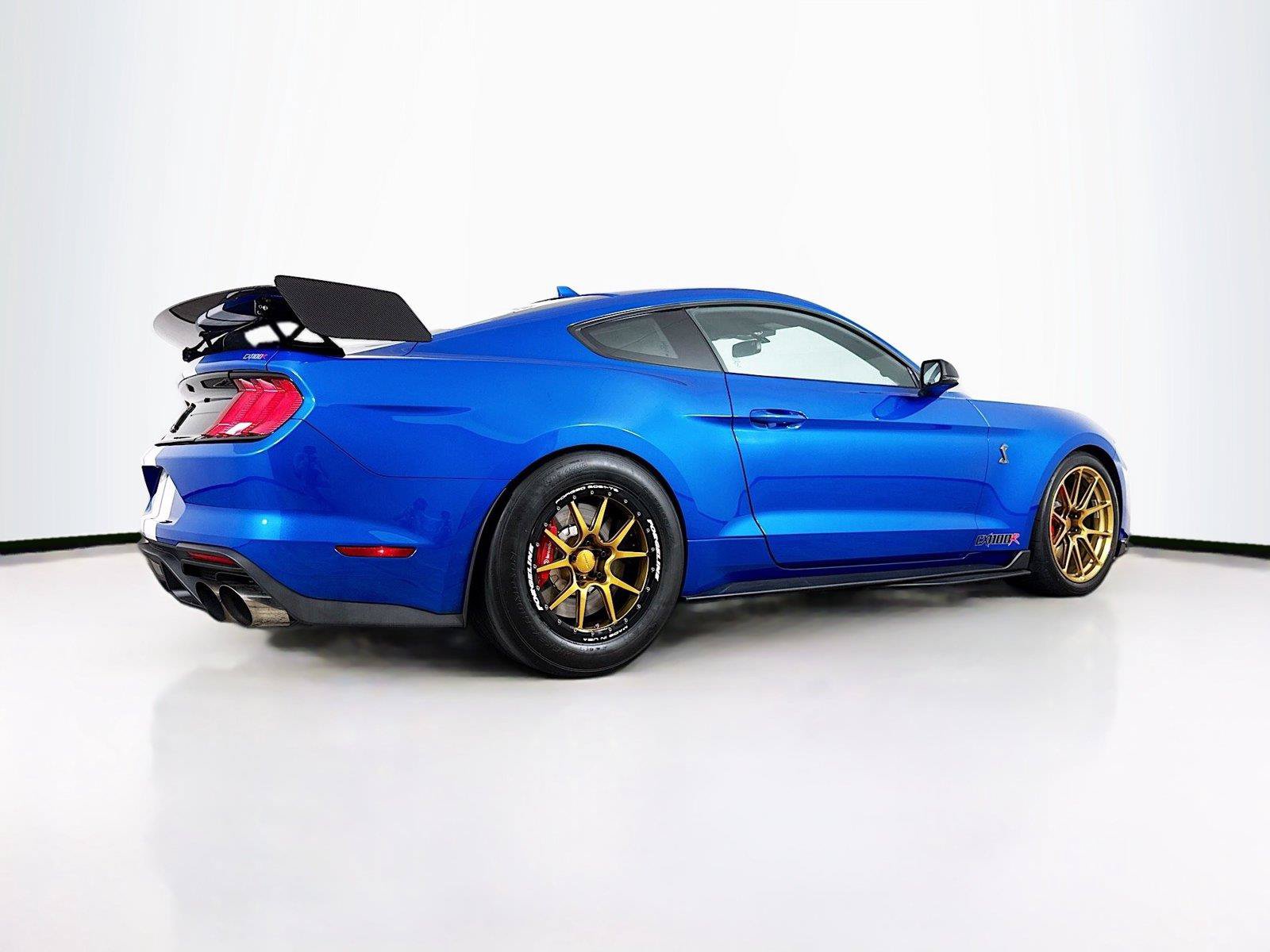 Used 2020 Ford Mustang Shelby GT500 w/ Carbon Fiber Track Pack RWD image 36